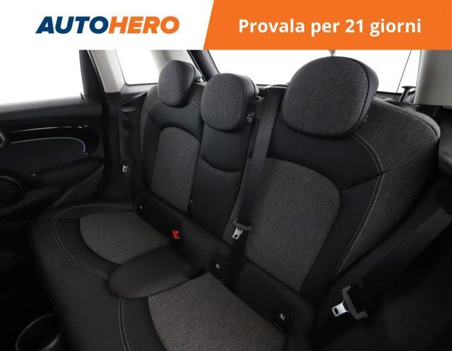 MINI Cooper 1.5 Cooper Essential 5 porte