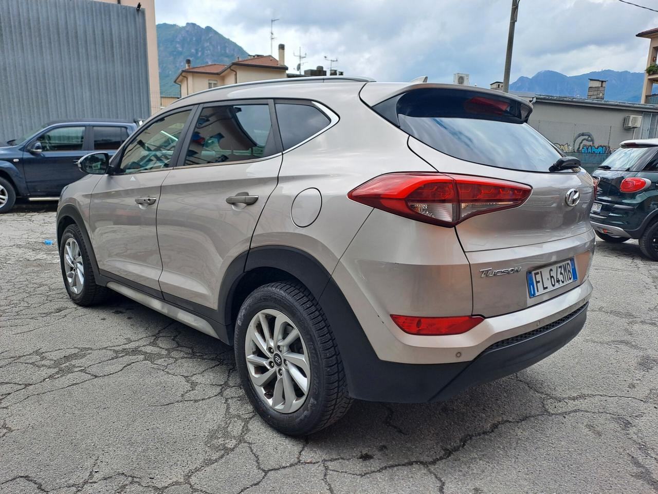 HYUNDAI TUCSON 1.7 CRDI *AUTOMATICO* E6