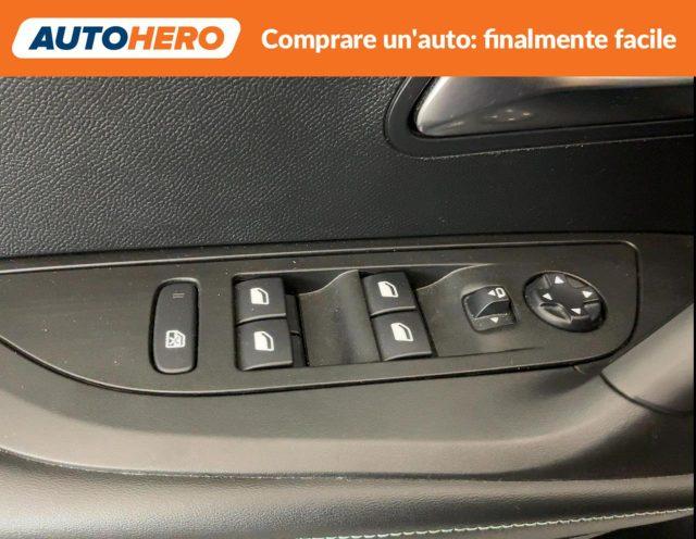 PEUGEOT 2008 motore elettrico 136 CV Allure Pack