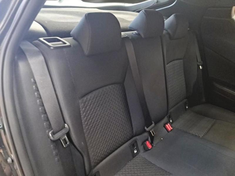 TOYOTA C-HR 1.8H 98CV E-CVT Business