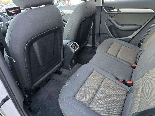 AUDI Q3 2.0 TDI quattro Business