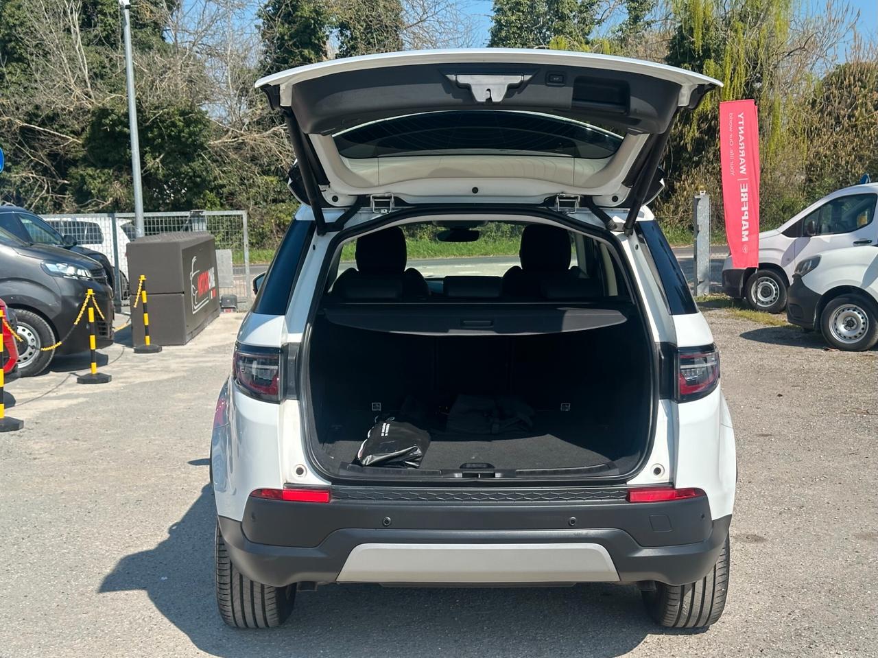 Land Rover Discovery Sport 2.0 Si4 200 CV AWD Auto SE