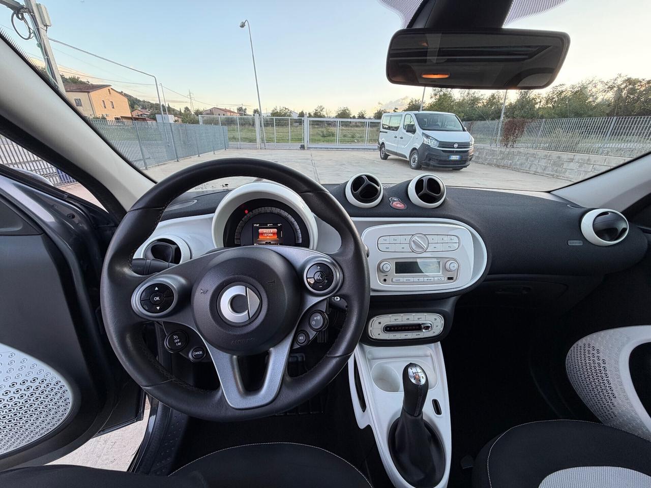 Smart ForFour Passion 1.0 benzina tetto panoramico