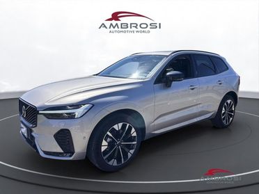 VOLVO XC60 B5 AWD Mild hybrid Benzina Ultra Dark