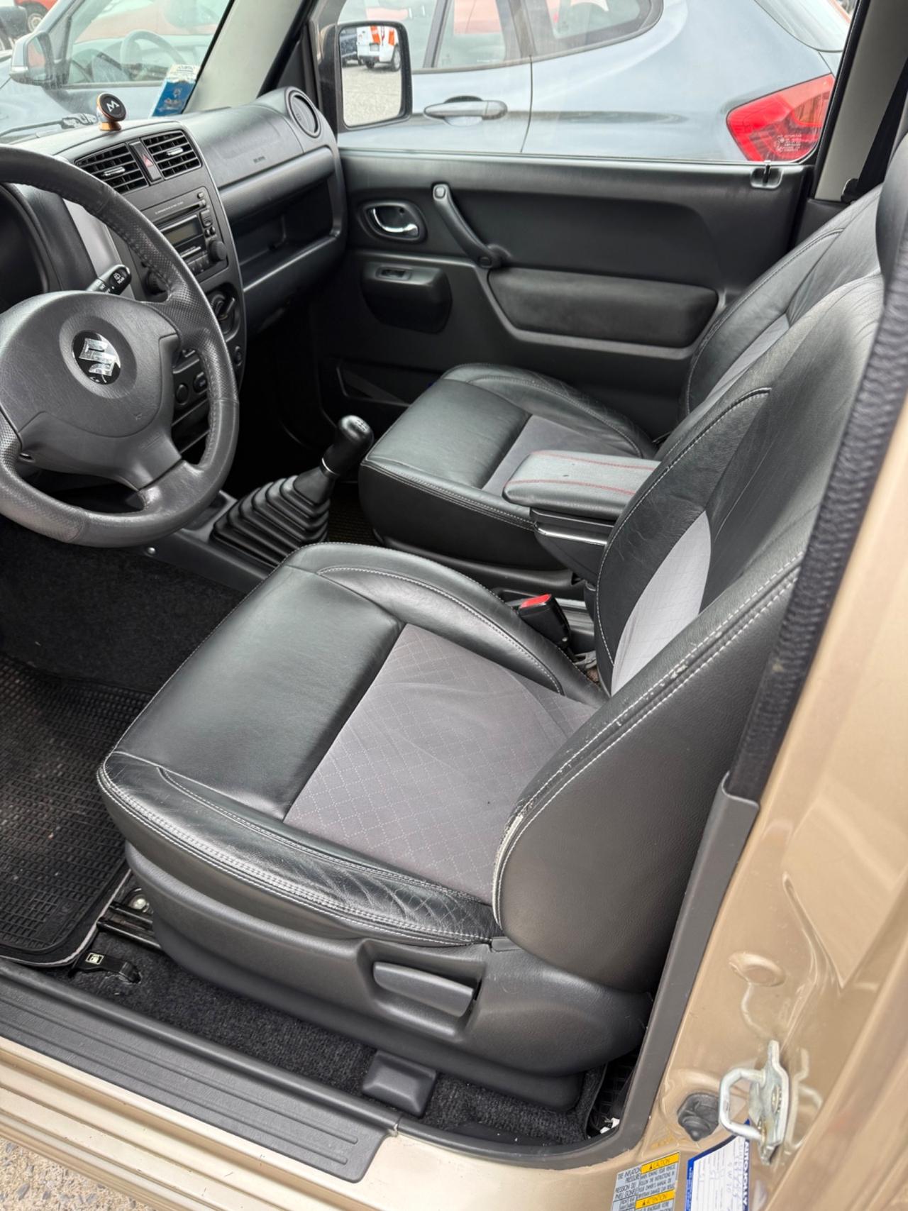 Suzuki Jimny 1.3i 16V cat 4WD Special