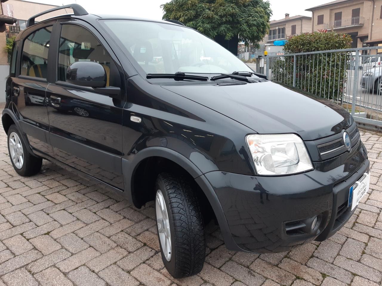 Fiat Panda 1.2 4x4 Climbing CON GANCIO TRAINO