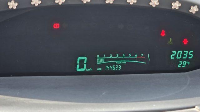 TOYOTA Yaris 1.0 5 porte Sol