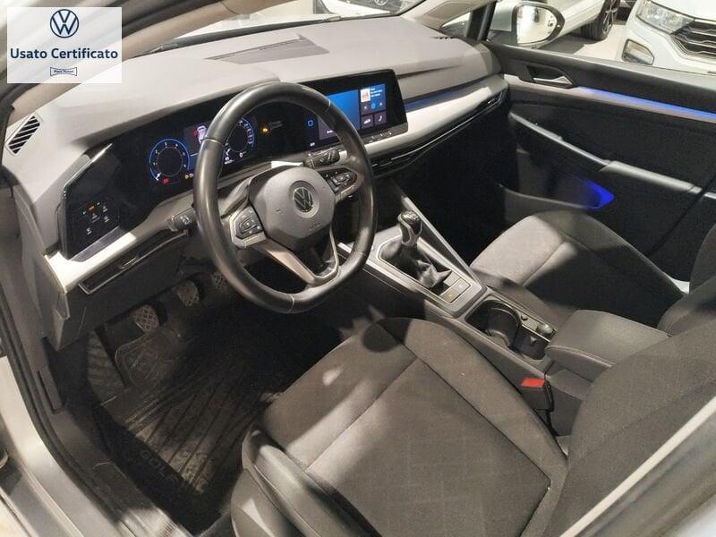 Volkswagen Golf 8 Life 2.0 TDI SCR 85 kW (115 CV) Manuale