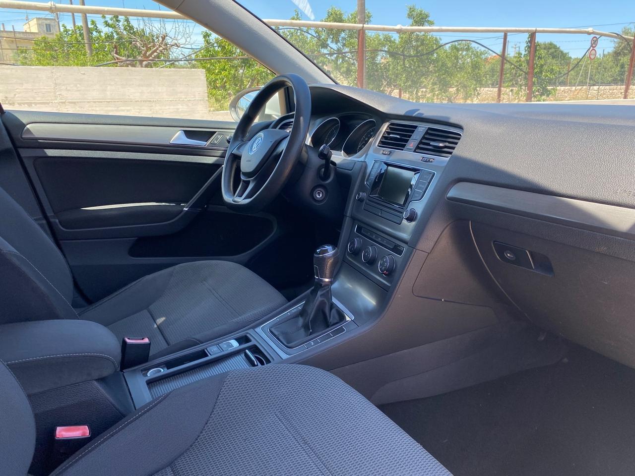 Volkswagen Golf 1.6 TDI 5p. Comfortline| 2013