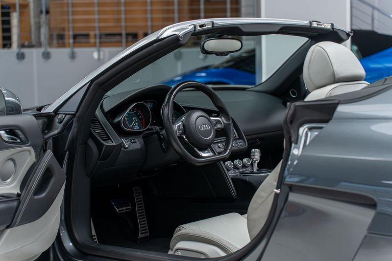 Audi R8 R8 SPYDER 5.2 V10