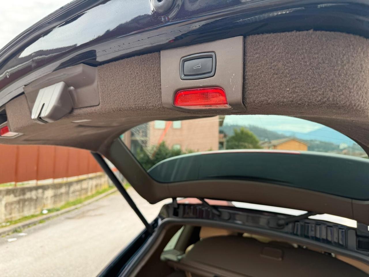 PORSCHE CAYENNE 3.0D/FARI XENO/CERCHI 21/PINZE GIALLE/VETRI PRIV TAG. CERT/PORT ELETTRICO/TELC.POST !!