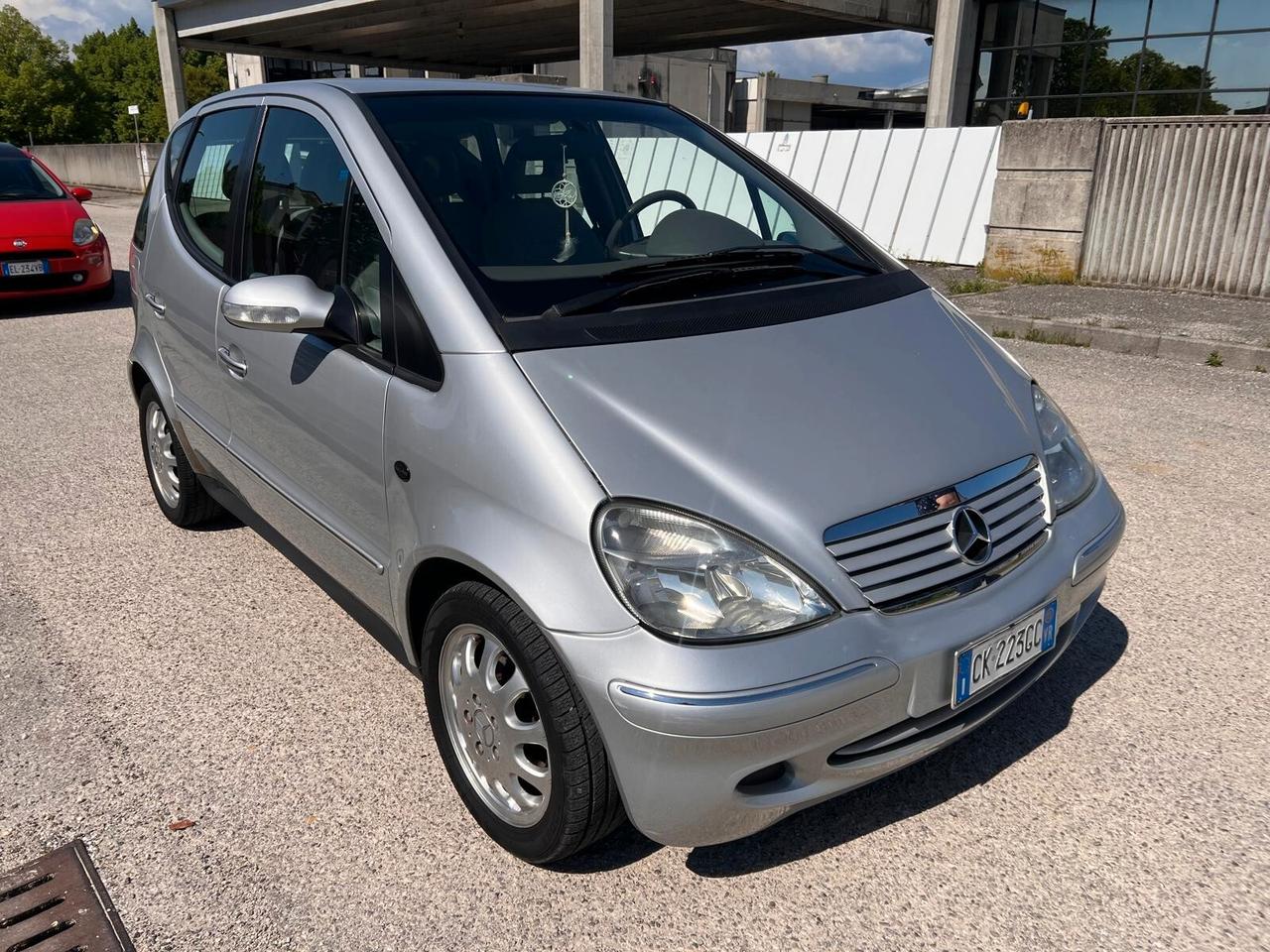 Mercedes-benz A 160