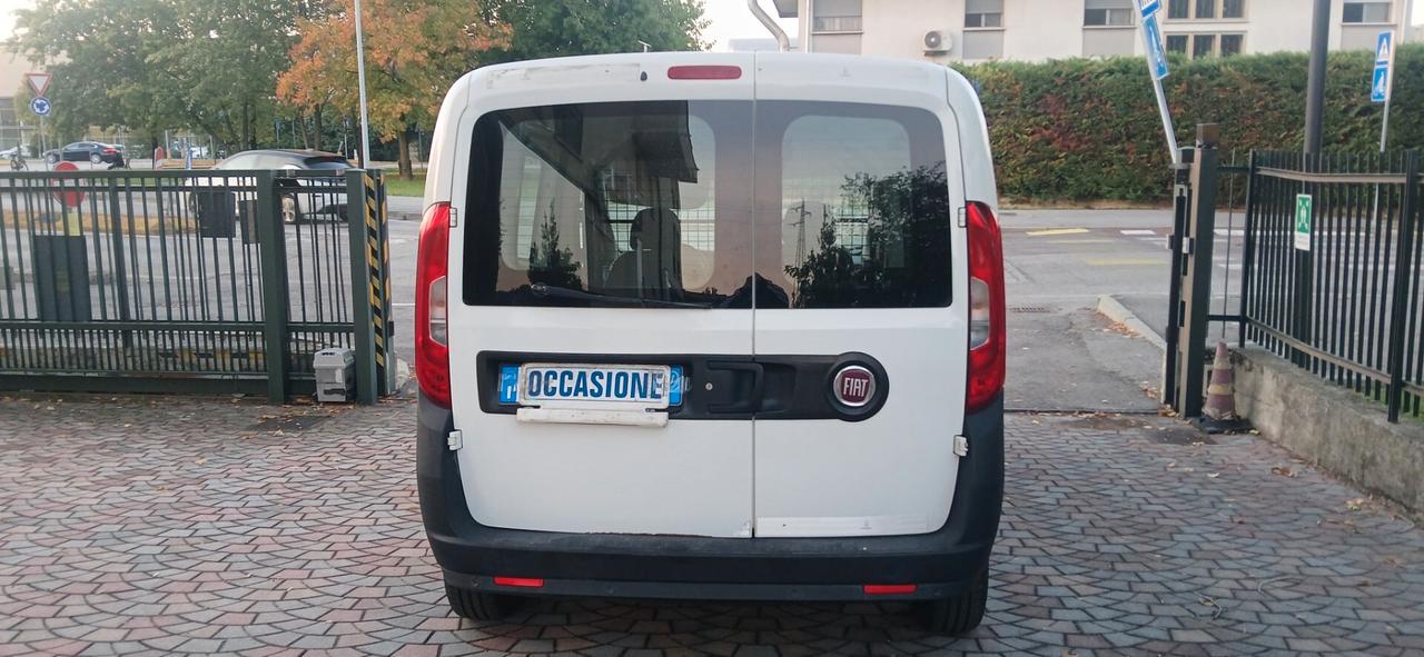 Fiat Doblò 1.3 mj 2 posti autocarro vetrato