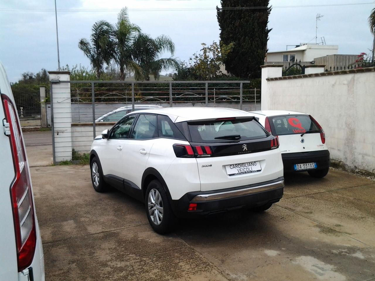 Peugeot 3008 BlueHDi 130 S&S EAT8 Business