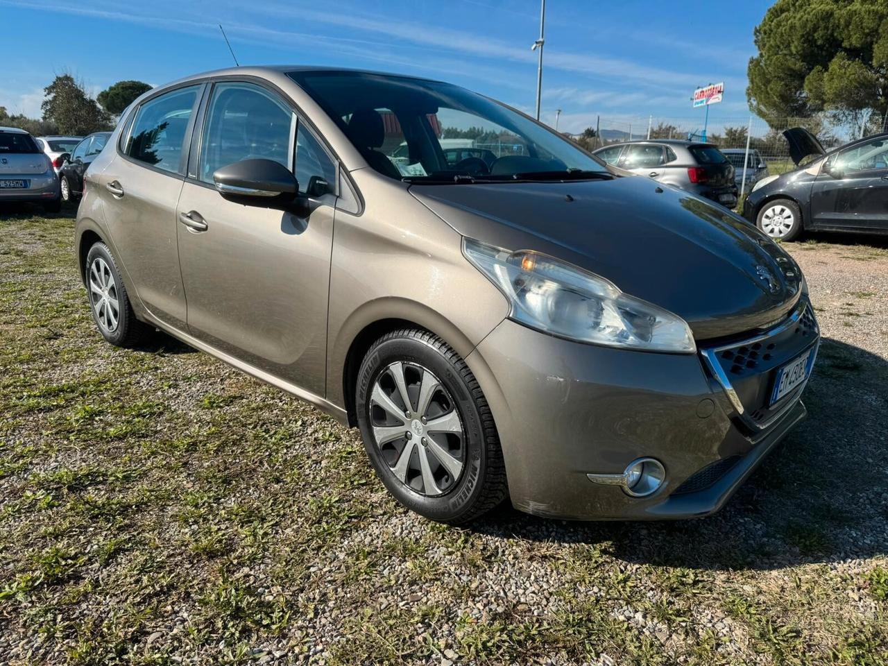 Peugeot 208 1.4 hdi 5 porte AUTOMATICA KM 116.000