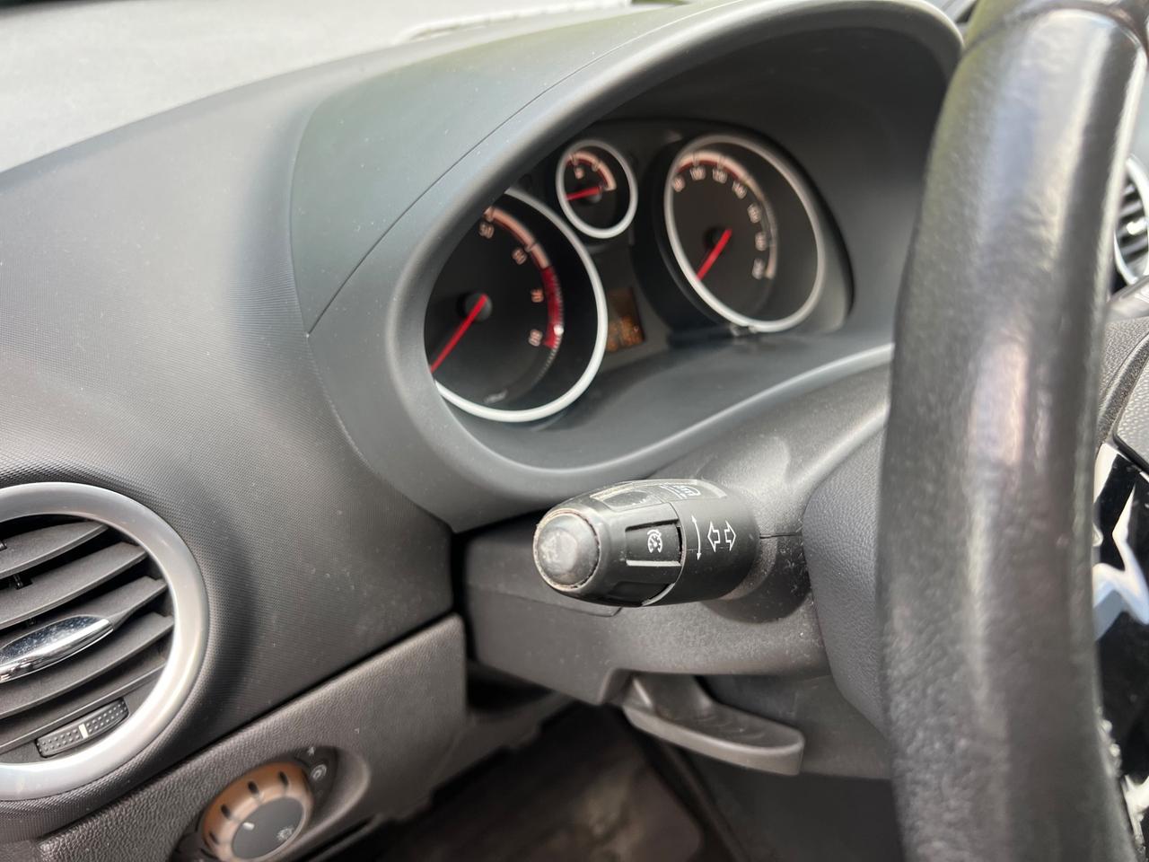 Opel Corsa 1.2 5 porte Enjoy