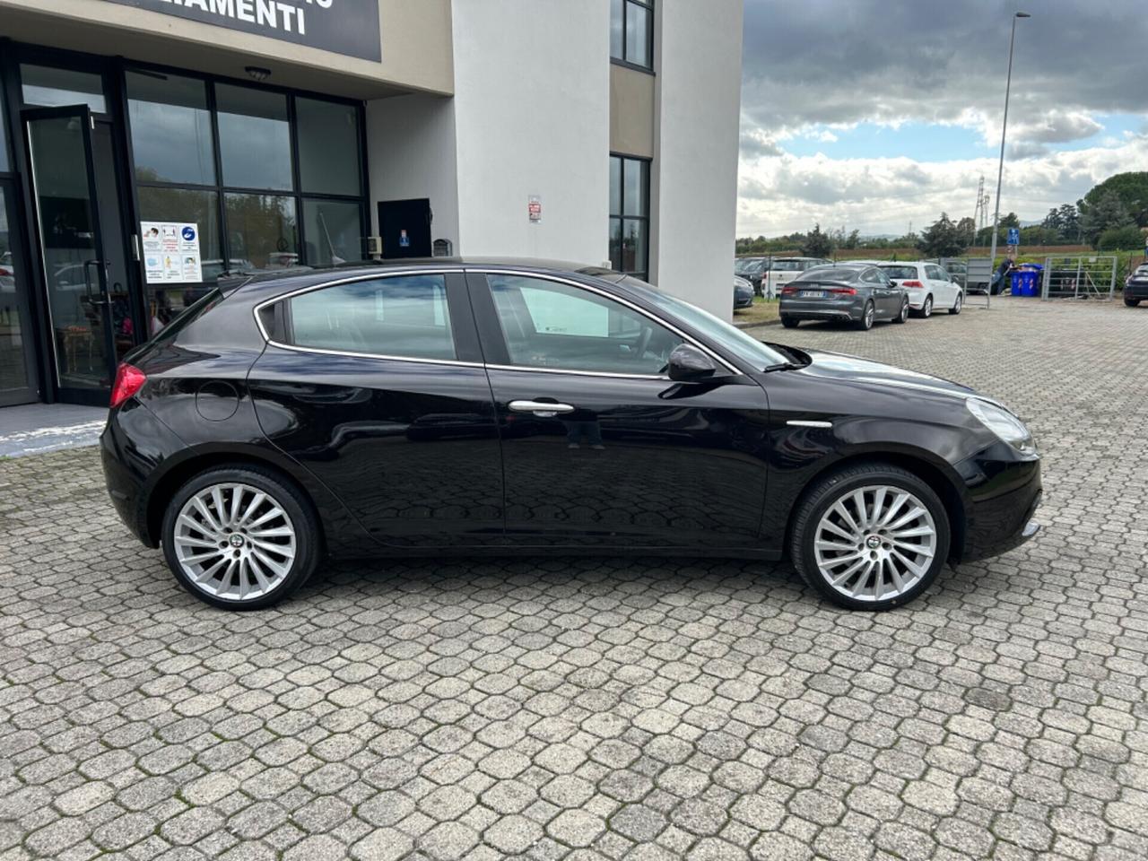 Alfa Romeo Giulietta 2.0 JTDm 150 CV |CERCHI IN LEGA|DNA