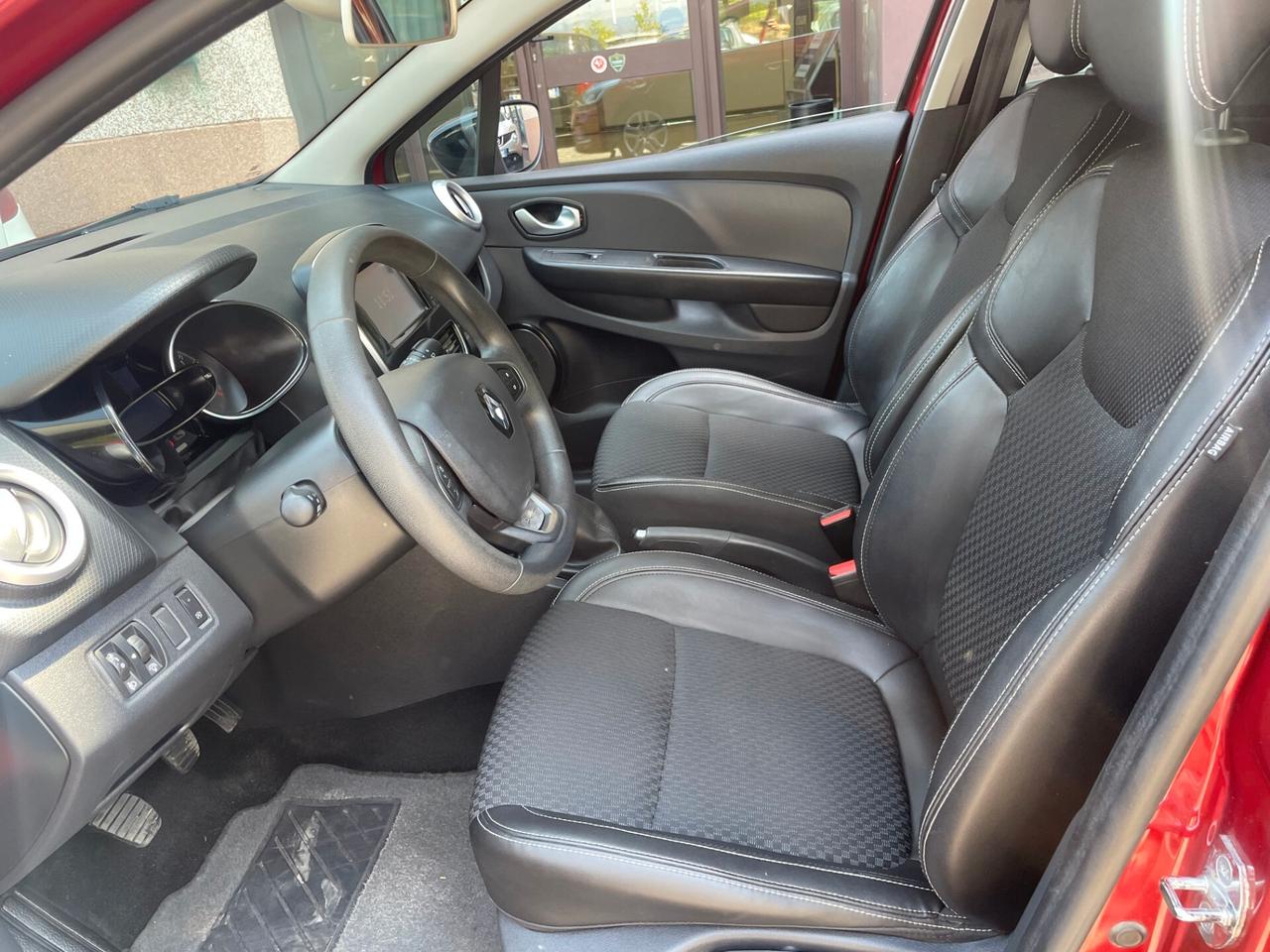Renault Clio dCi 8V 75 CV Start&Stop 5 porte Energy Duel OK NEOPATENTATI
