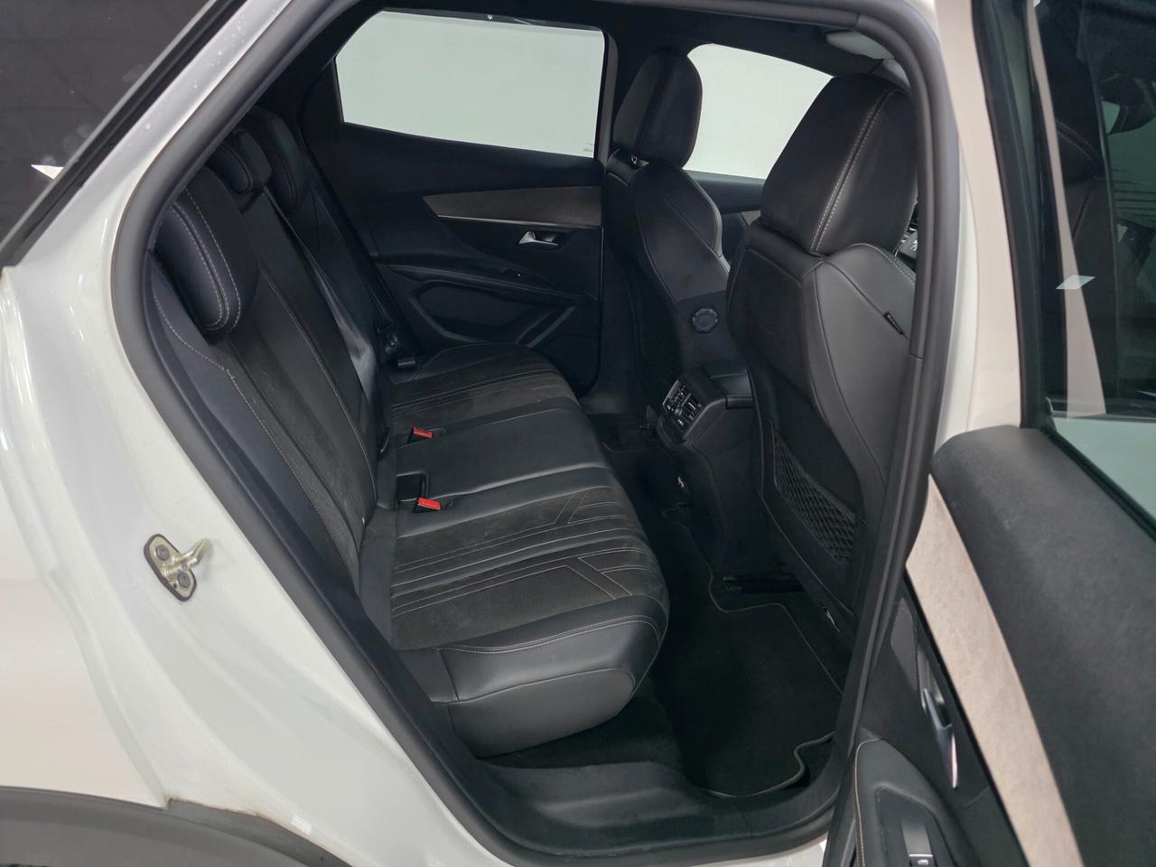 Peugeot 3008 BlueHDi 130 S&S EAT8 GT