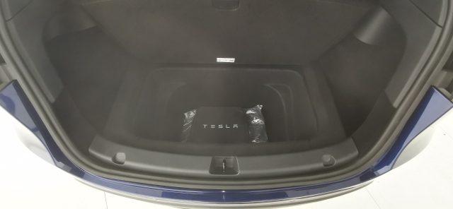 TESLA Model Y Long Range Dual Motor AWD - Autopilot avanzato