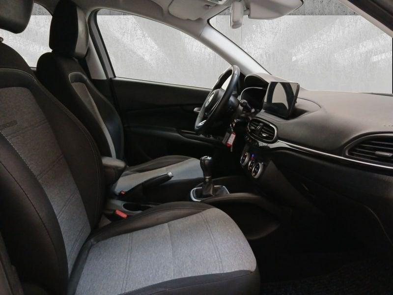 FIAT Tipo 5p 1.0 Cross 100cv