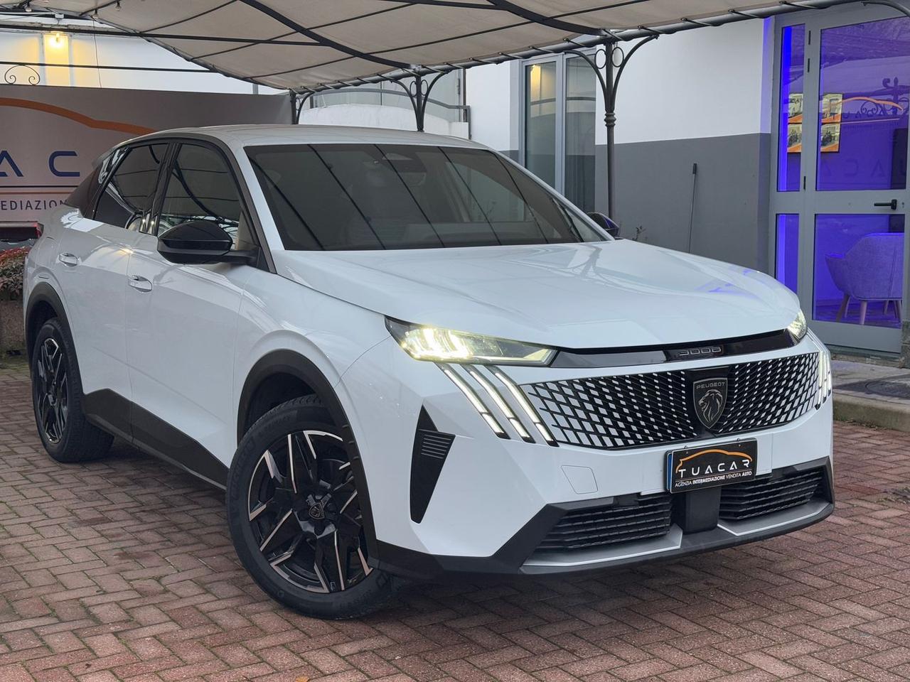 Peugeot 3008 Allure 1.2 136/145 MHEV #8709