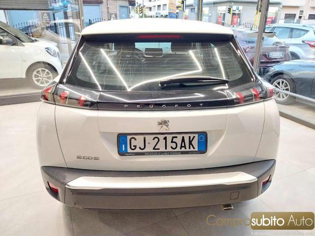 PEUGEOT 2008 BlueHDi 110 S&S Allure