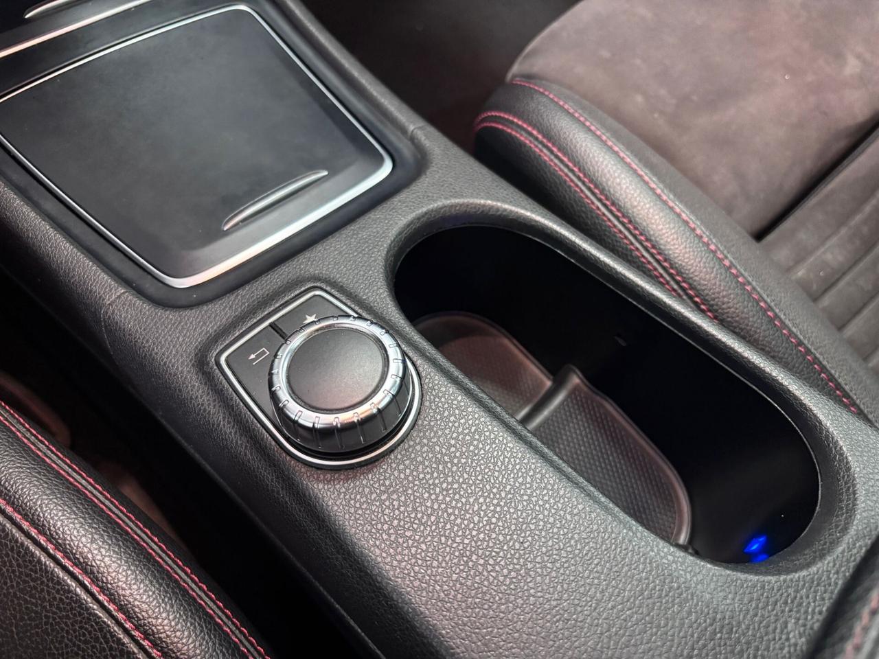 MERCEDES-BENZ A180D PREMIUM AMG TETTO-NAVI-LED