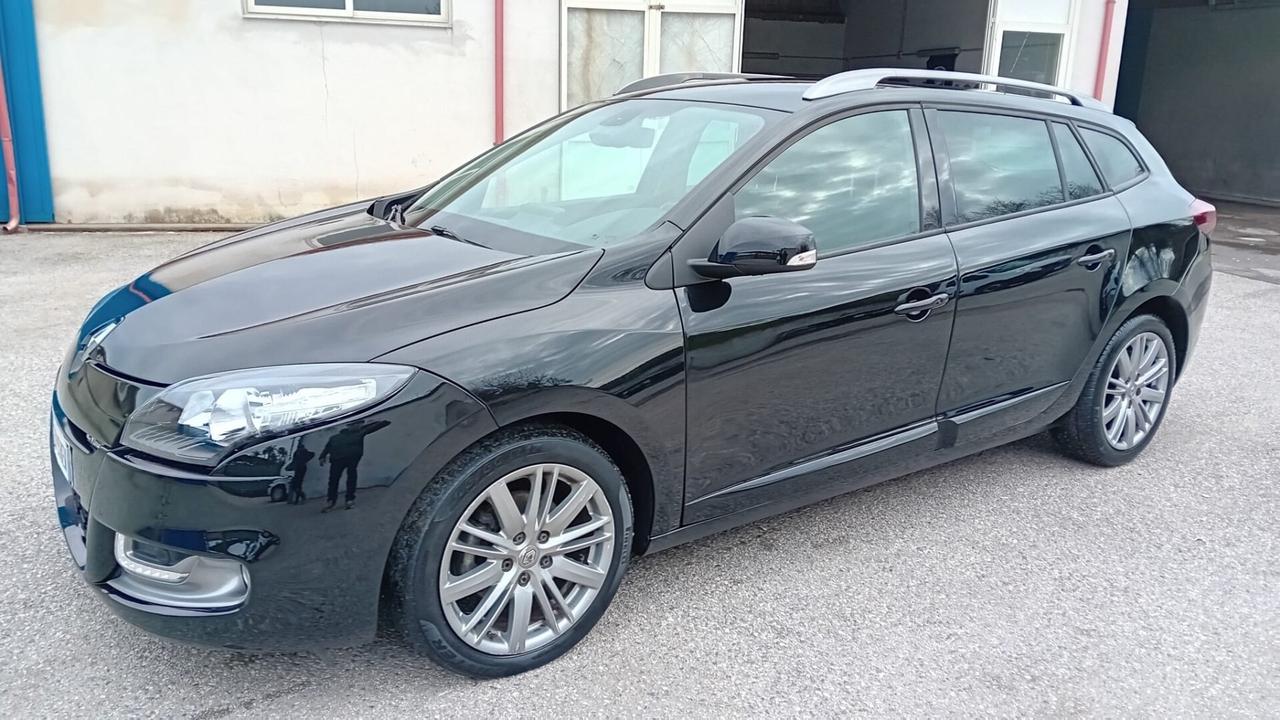 Renault megane s.w “g.t line”1.5 dci-full -2012