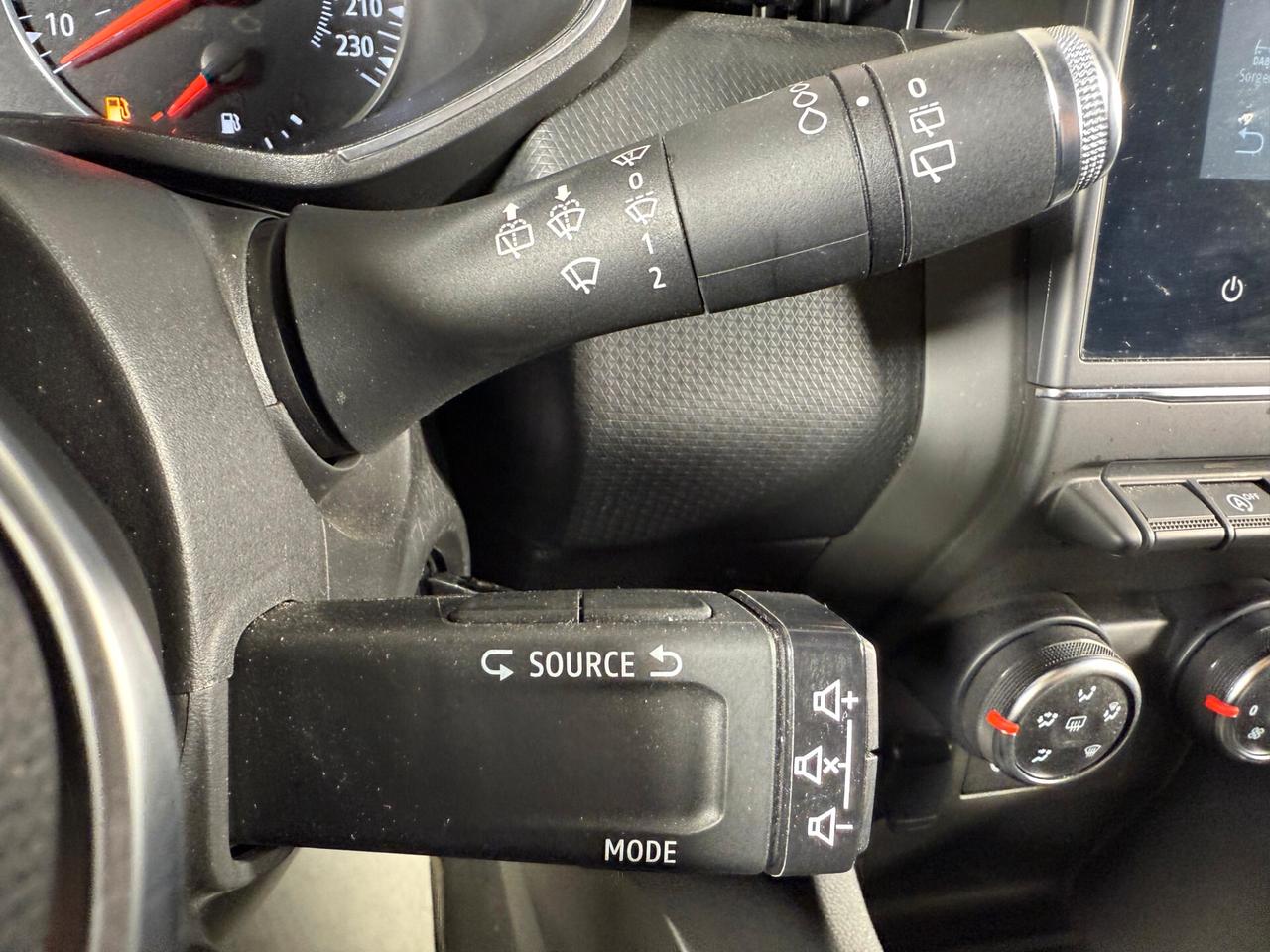 Renault Clio TCe 91 CV 5 porte Zen NEOPATENTATI