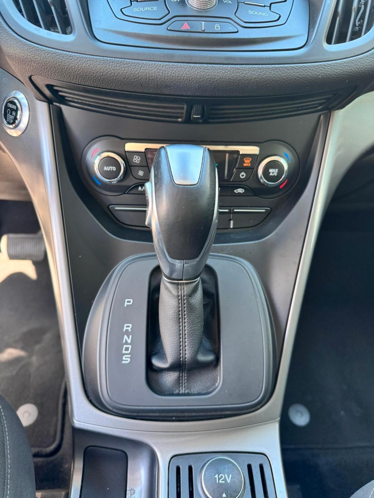 Ford Kuga 2.0 TDCI 150 CV S&S 4WD Powershift Titanium