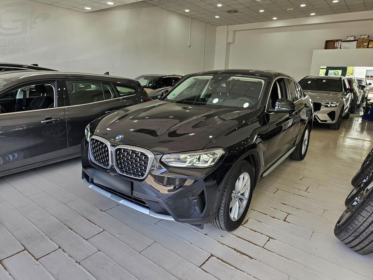 BMW X4 Xdrive 20d mhev Tetto cam Nav PDC Full LED