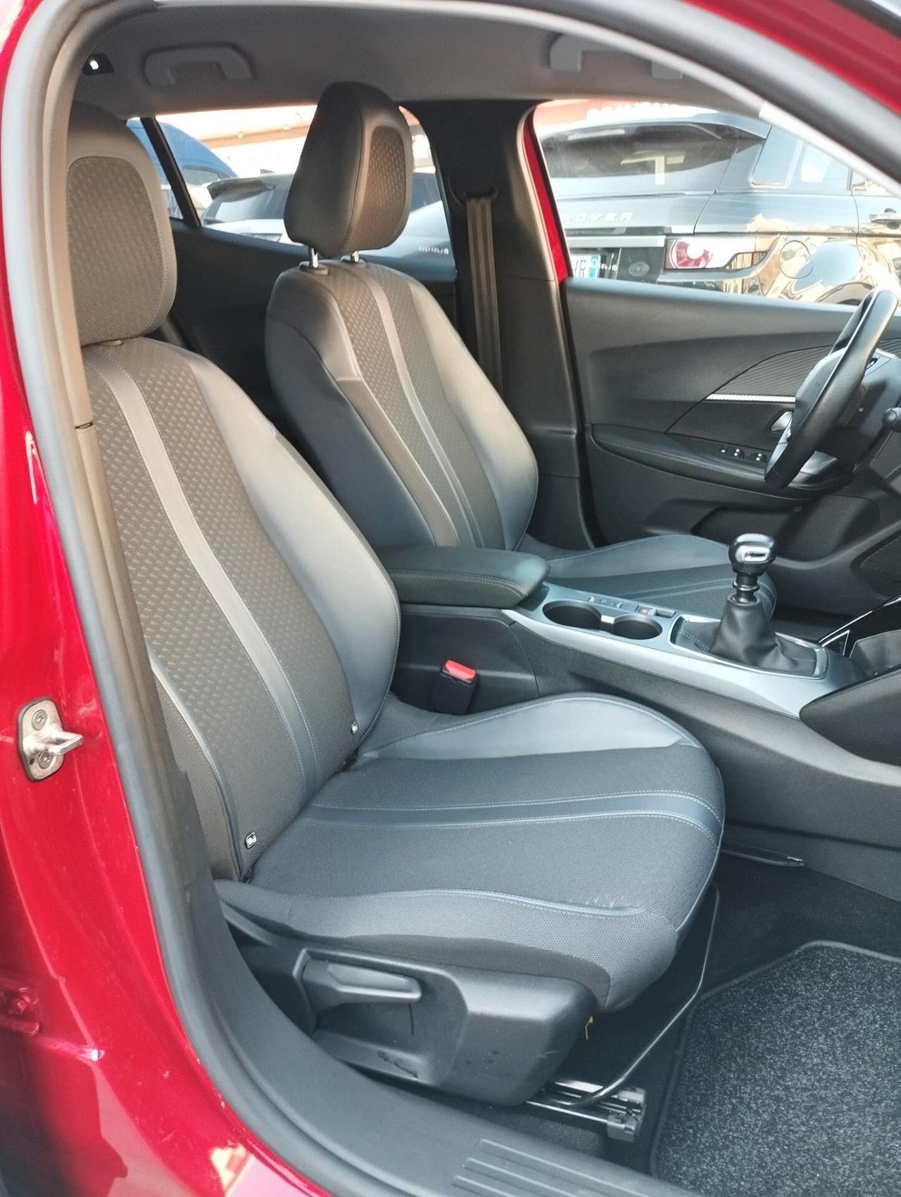 Peugeot 2008 BlueHDi 100 S&S Allure