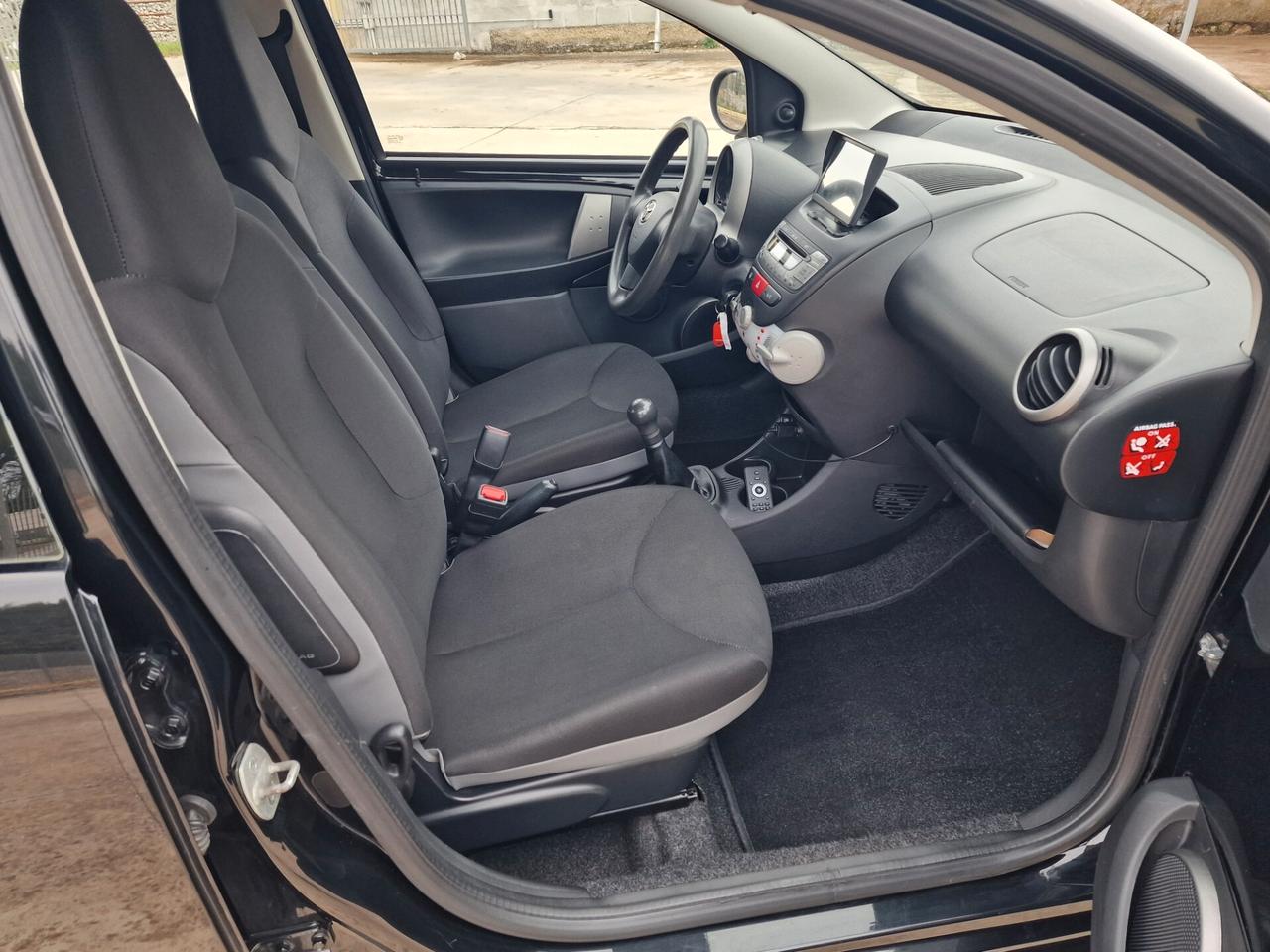 Toyota Aygo 1.0 12V VVT-i 5 porte Connect