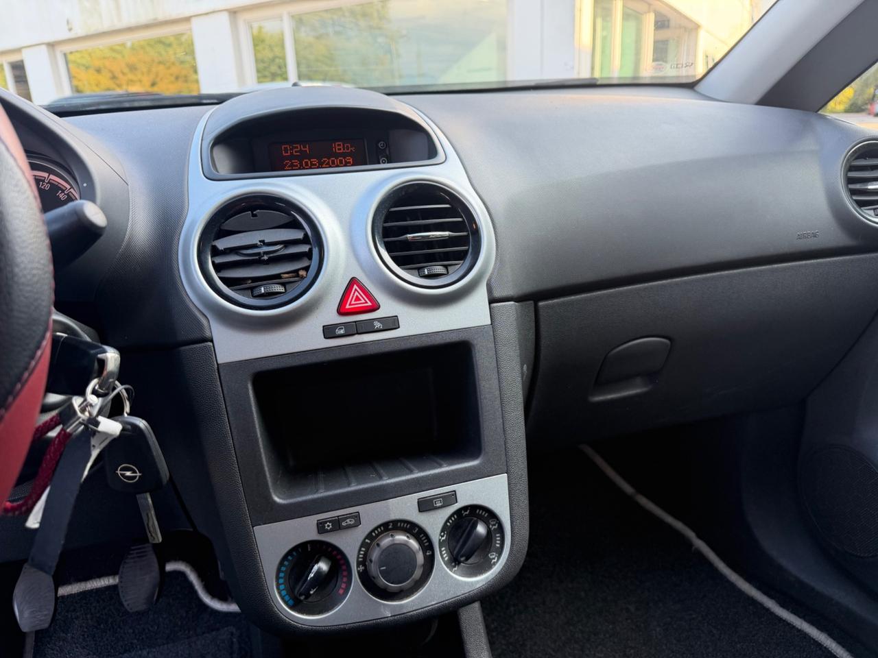 Opel Corsa 1.2 80CV 5 porte GPL-TECH Club