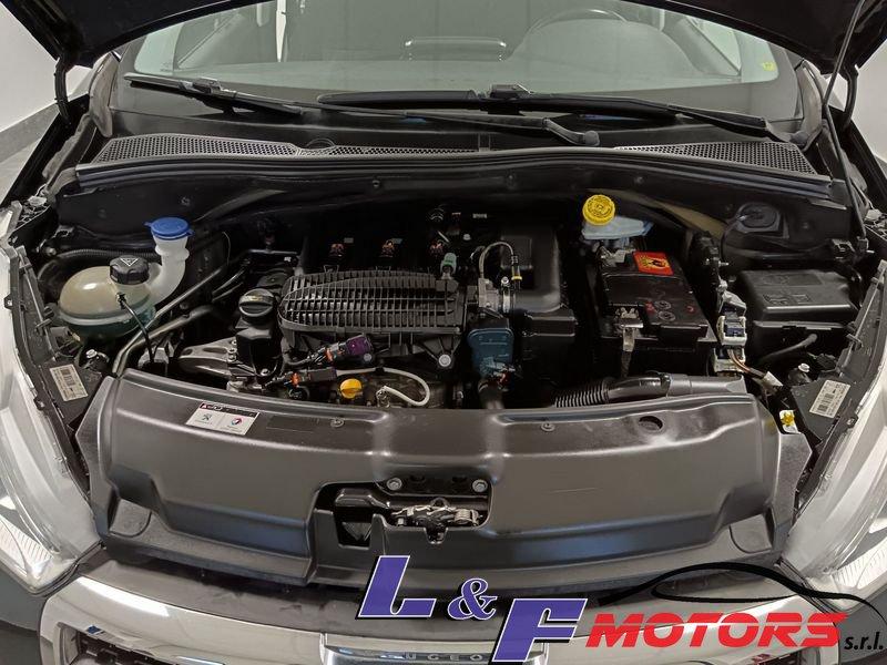 Peugeot 208 1.2 BENZ. ALLURE 5 P