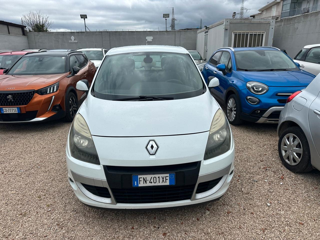 Renault Scenic X-Mod 1.5 dCi 110CV Luxe