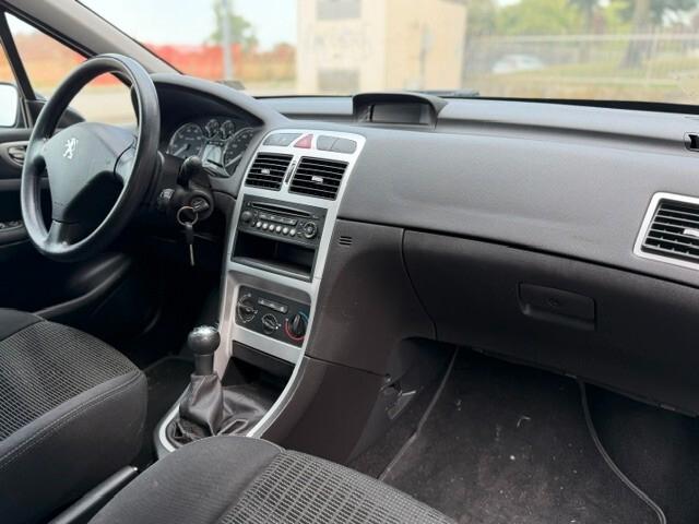 Peugeot 307 1.4 16V 5p. D-Sign Euro 4 adatta a neopatentati