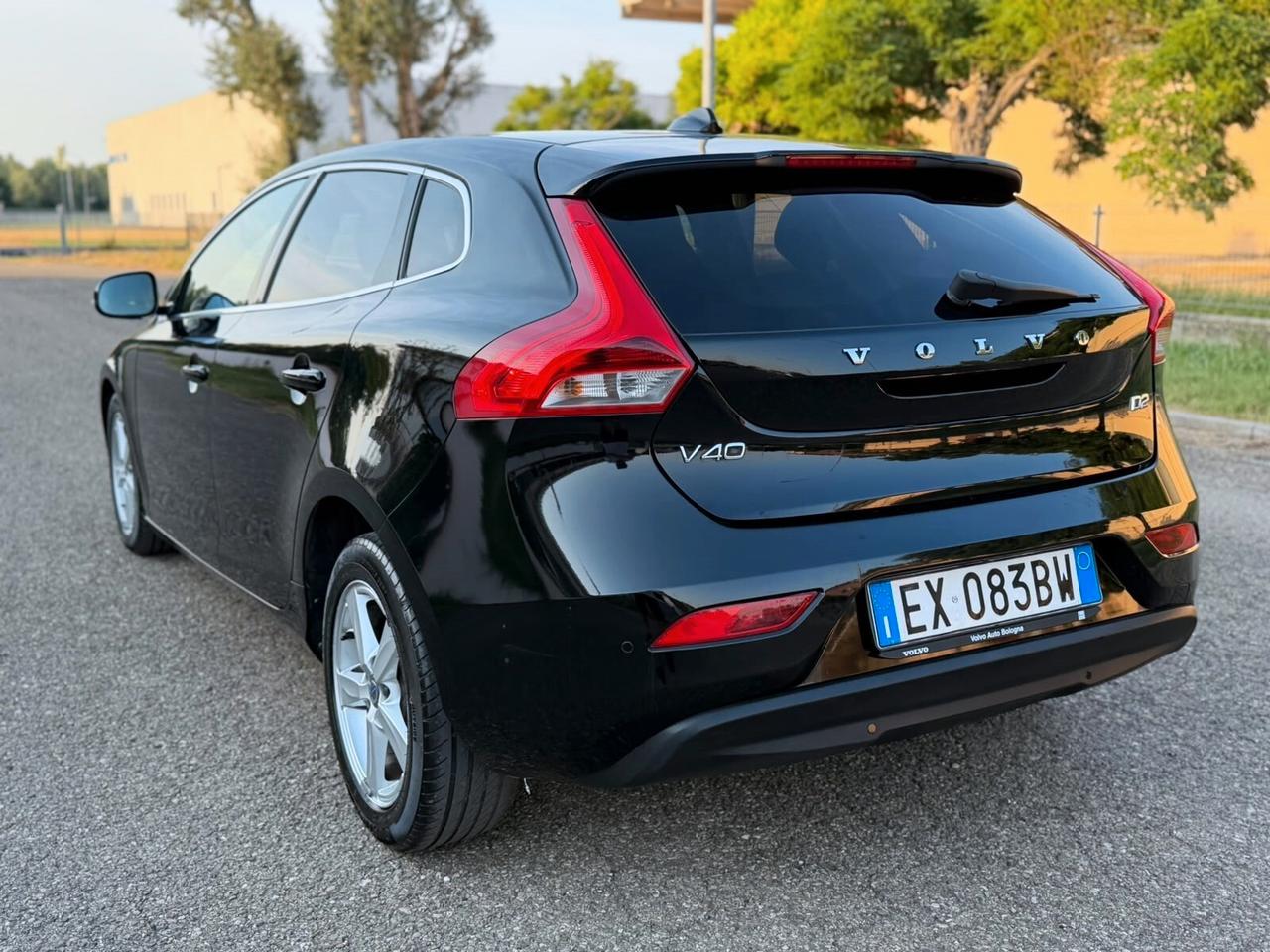 VOLVO V40 1.6 DIESEL CAMBIO AUTOMATICO