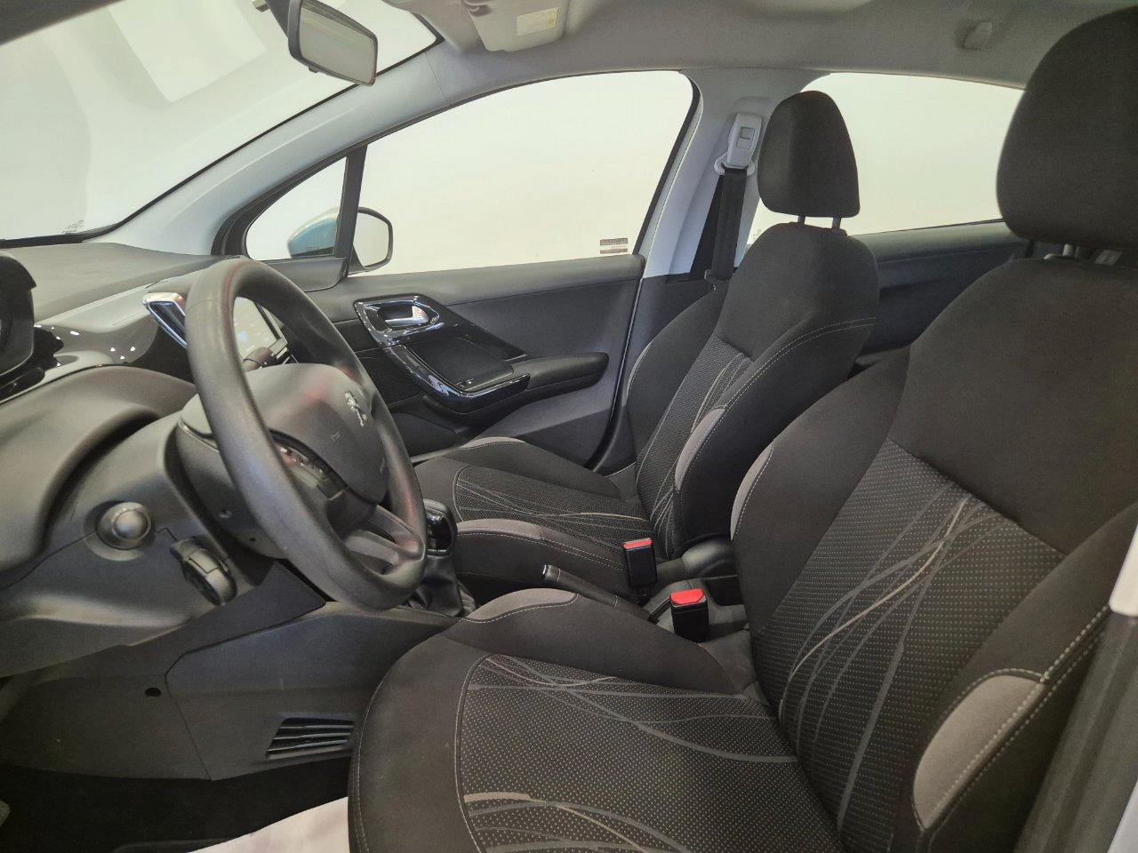 Peugeot 208 5p 1.2 puretech Active - NEOPATENTATI - Bluetooth - Clima