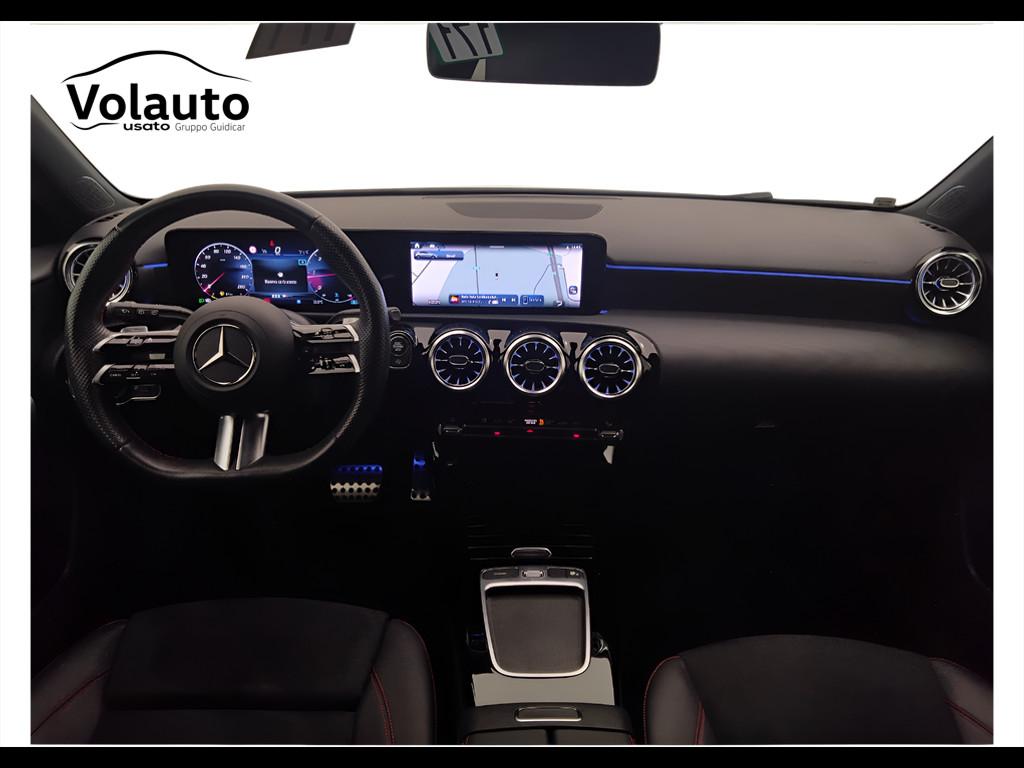 Mercedes-Benz Classe A - W177 2018 - A 180 d Premium auto