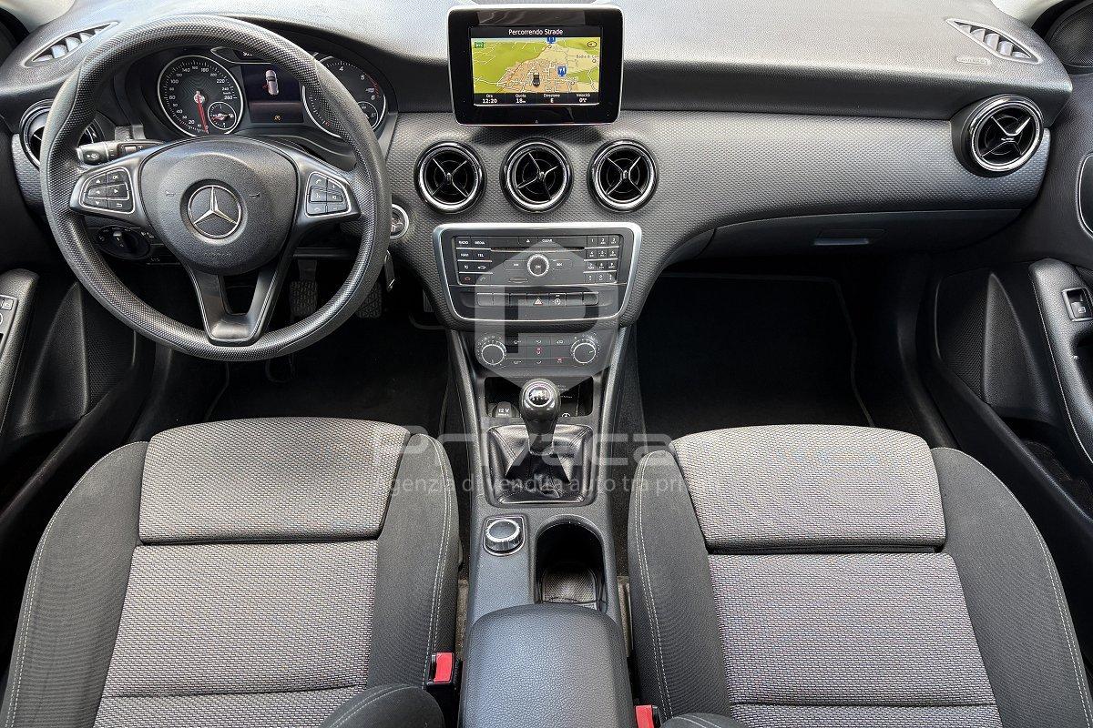 MERCEDES A 160 d Business
