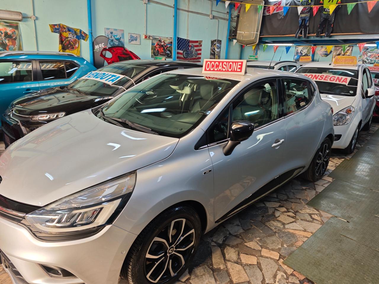 Renault Clio dCi 8V 90 CV 5 porte Moschino Intens