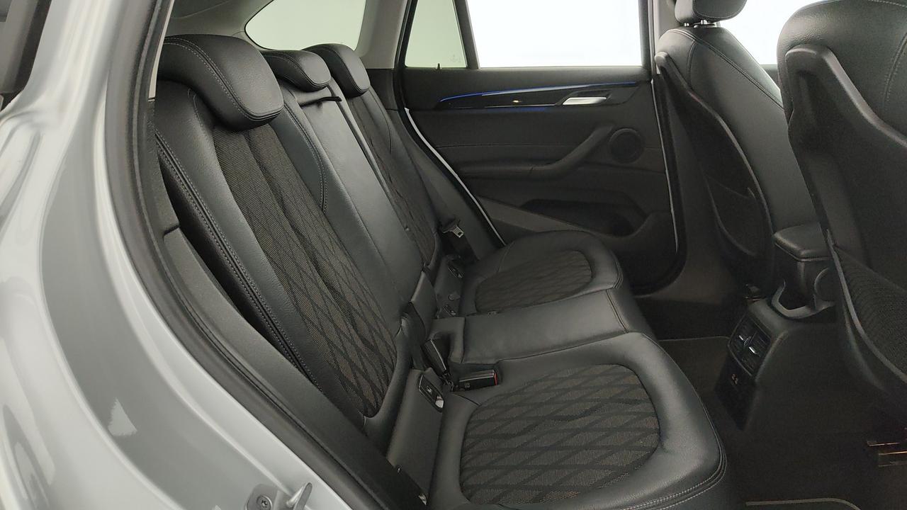 BMW X1 F48 2019 - X1 sdrive18d xLine auto