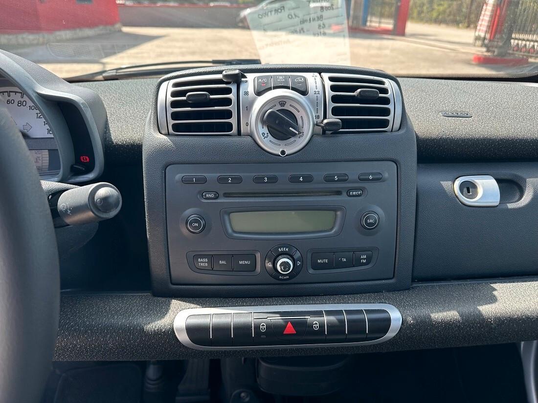 Smart ForTwo 1000 45 kW MHD coupé pure