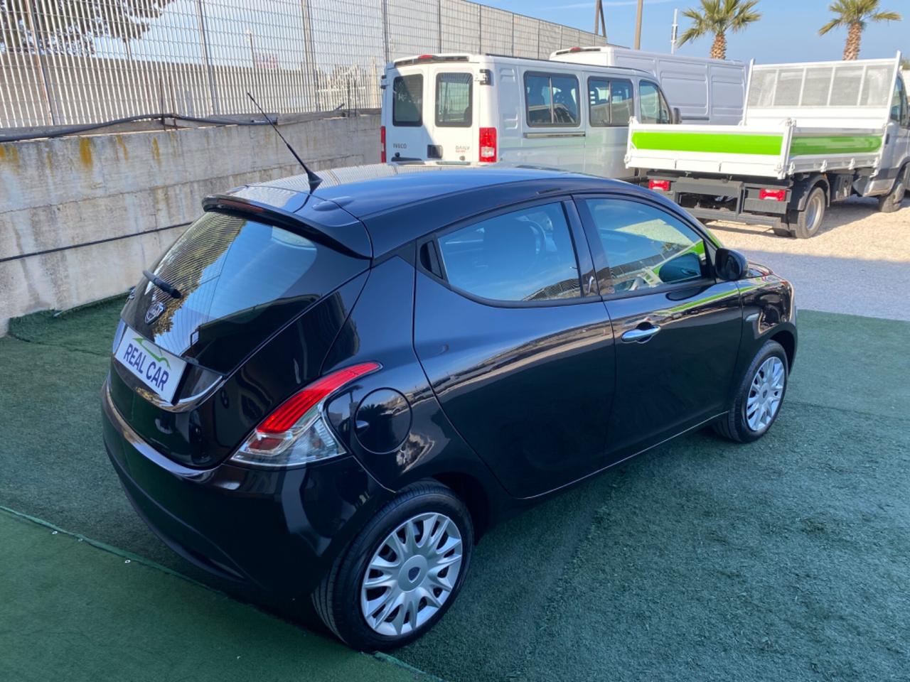 Lancia Ypsilon 1.3 MJT 5 porte Anno 2012