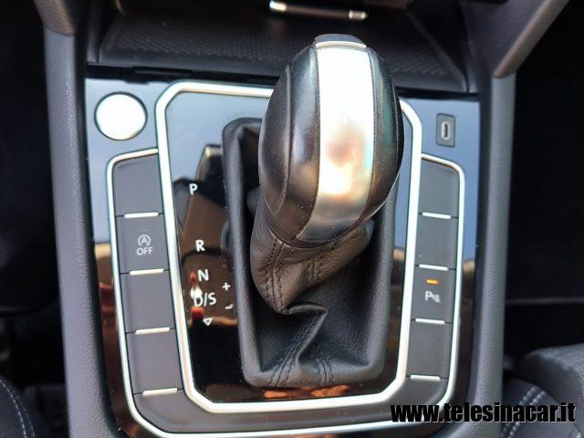 VOLKSWAGEN Passat Variant 1.6 TDI SCR DSG Business BMT