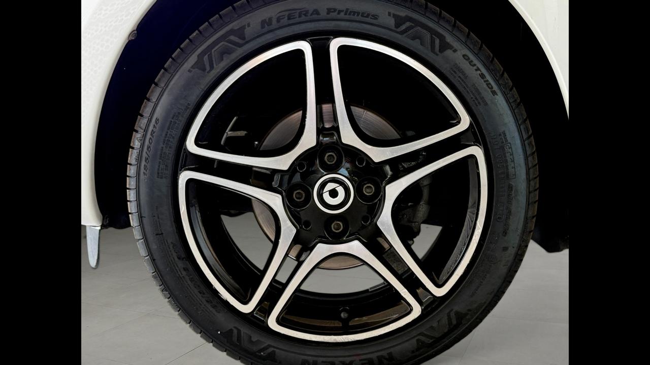 SMART Forfour II 2015 - Forfour 1.0 Passion 71cv twinamic