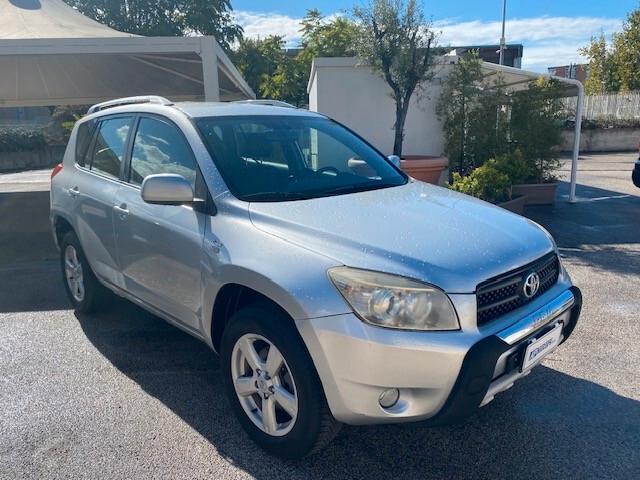 Toyota RAV 4 RAV4 2.2 D-4D 136 CV DPF Luxury