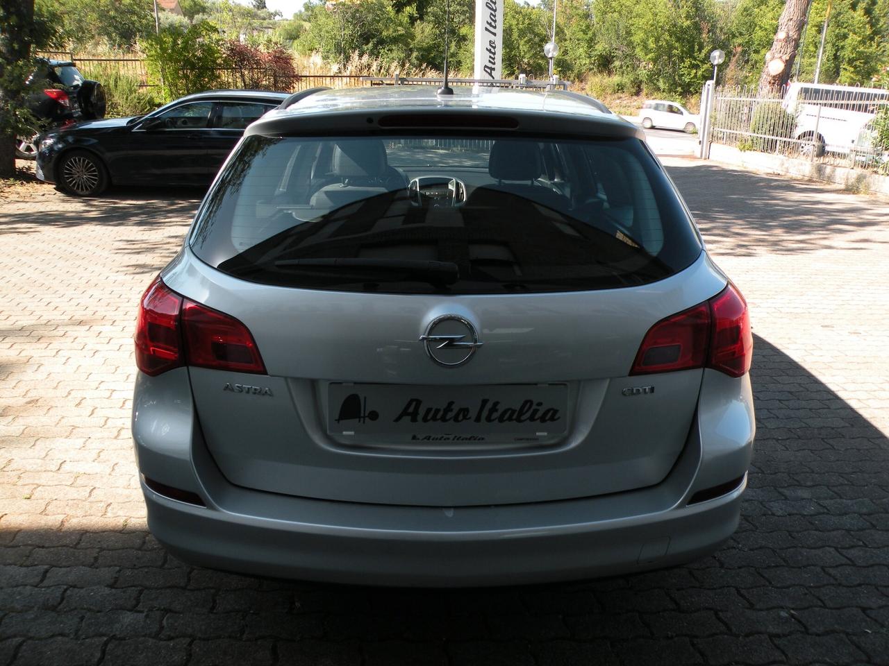 OPEL ASTRA 1.7 CDTI 110CV 5 porte ELECTIVE 2012